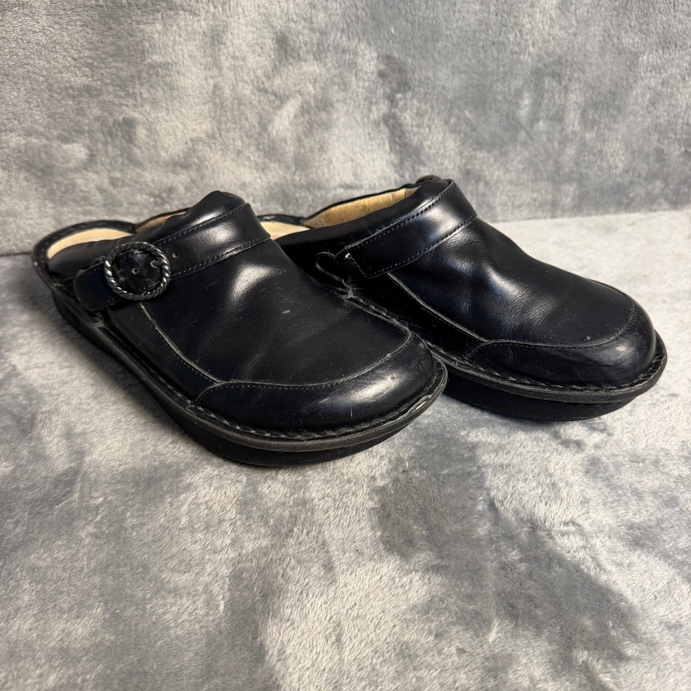Alegria by PG Lite Women 9 US/39 EU Black Leather Buckle Clogs Rocker Sole Shoes